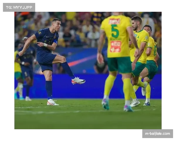 赛哈特海湾双后腰拦截高效 场均贡献12次抢断